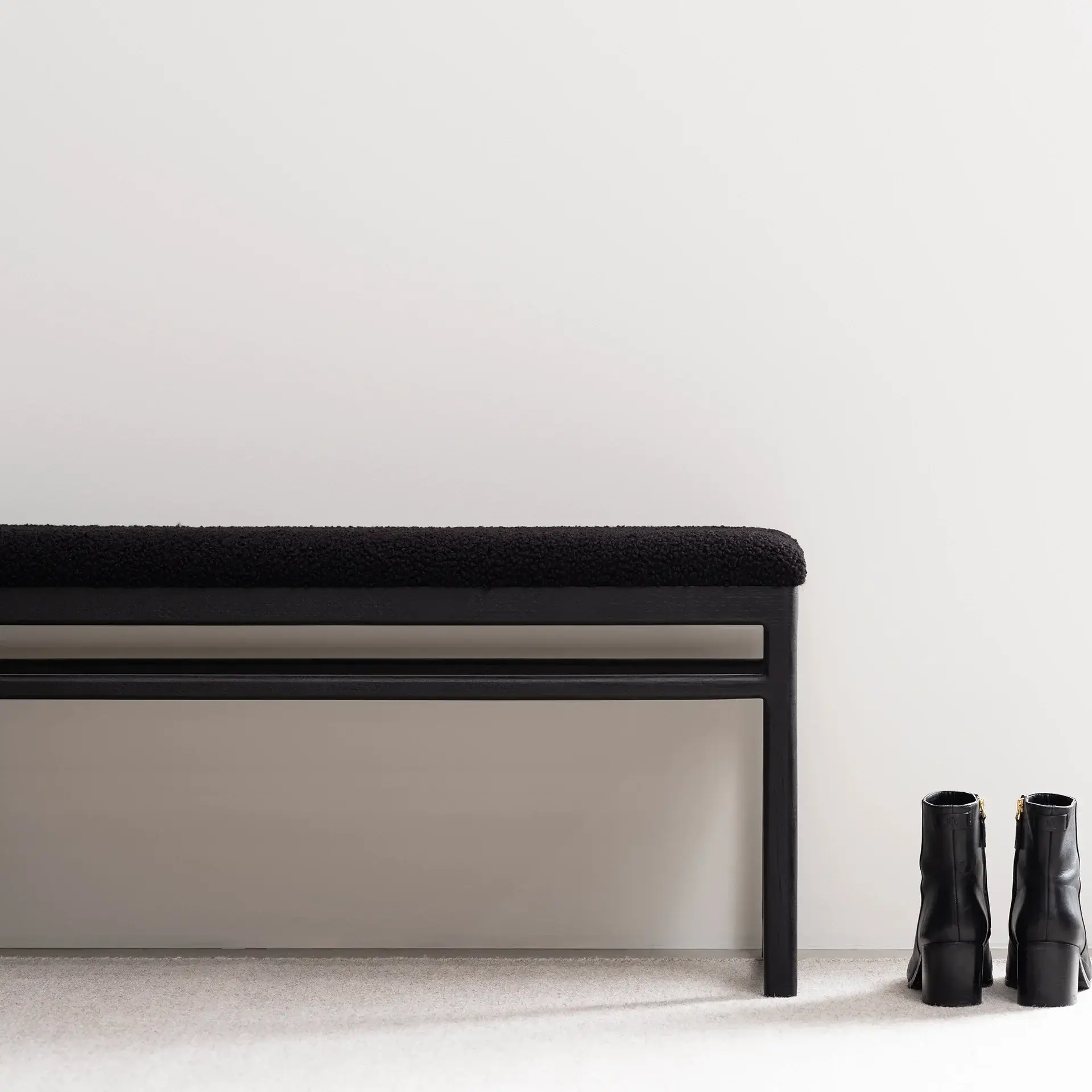 Oak Bench Alva – Black Oak Frame – Black Bouclé Cushion - Image 3