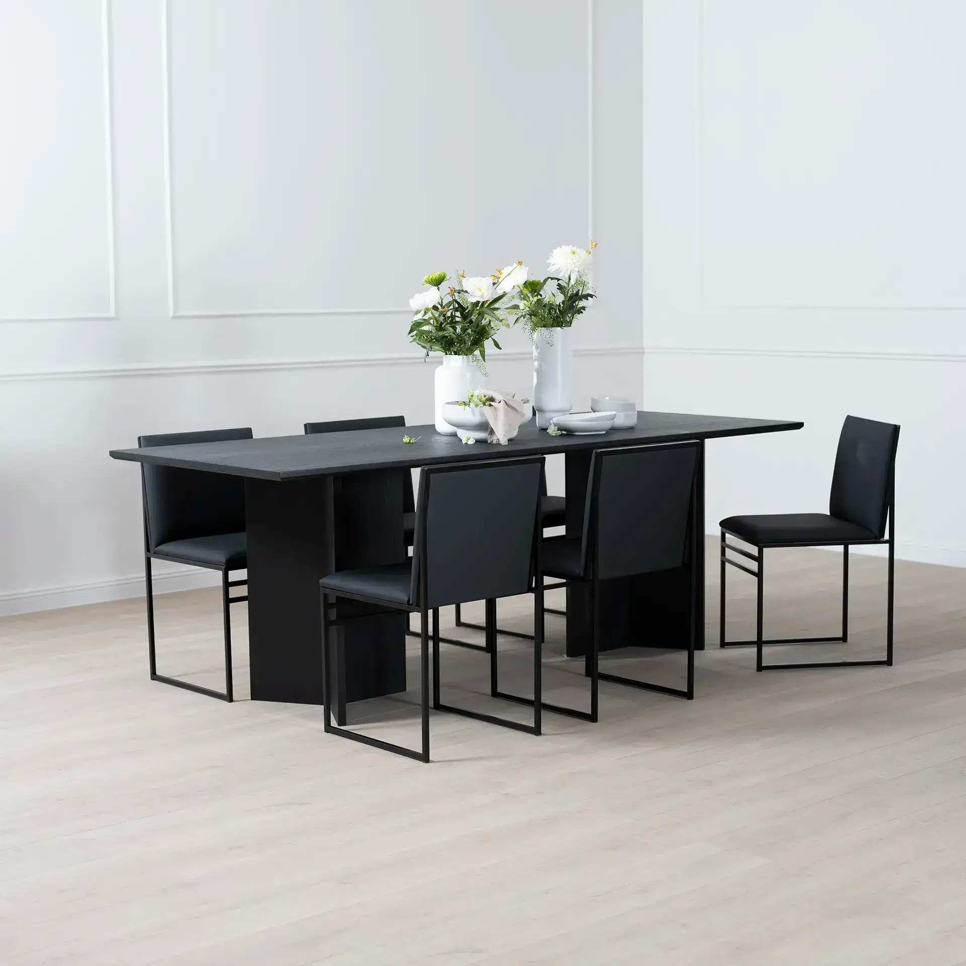 Dining table Ann - Black oak Wood - Image 2
