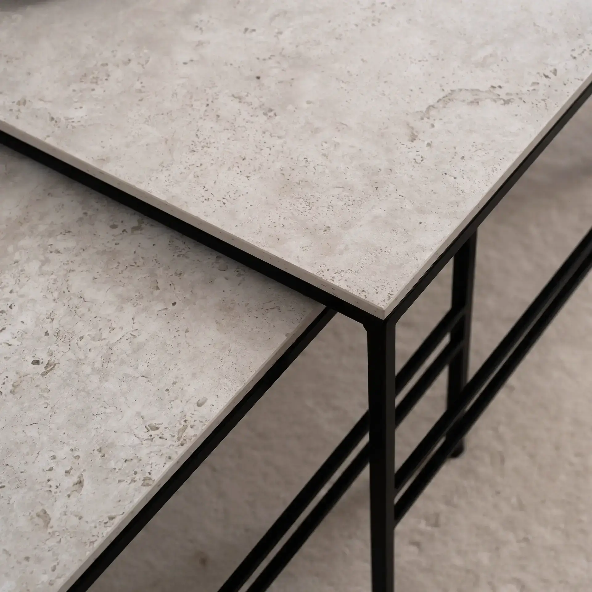 Coffee table Anton  - Large set - Black Frame - Sabbia Dekton Top - Image 4