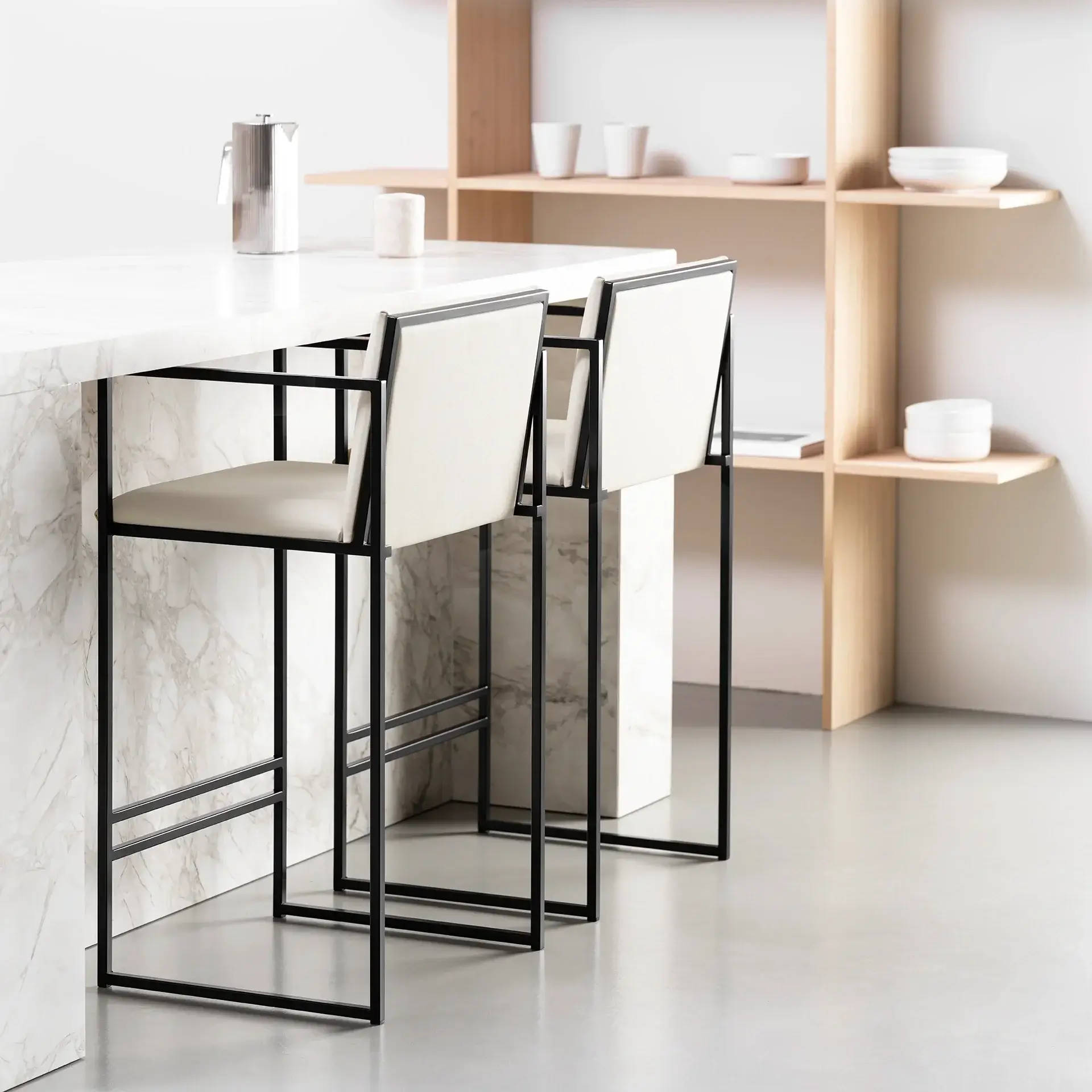 Bar Stool Bruno – Black – Ivory Leather - Image 3