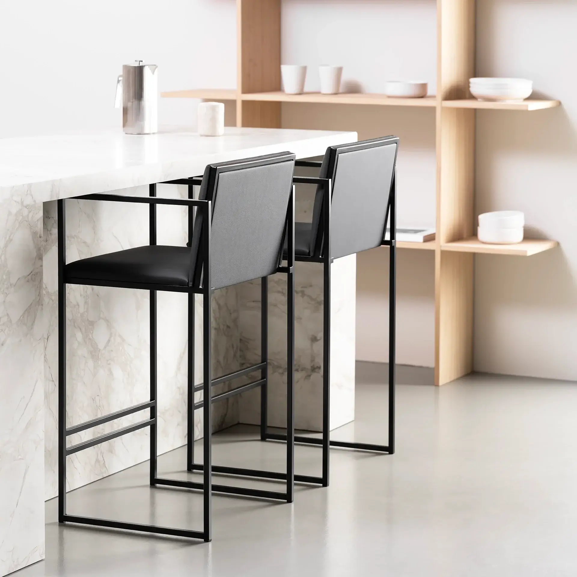 Bar Stool Bruno – Black – Jade Black Leather - Image 3