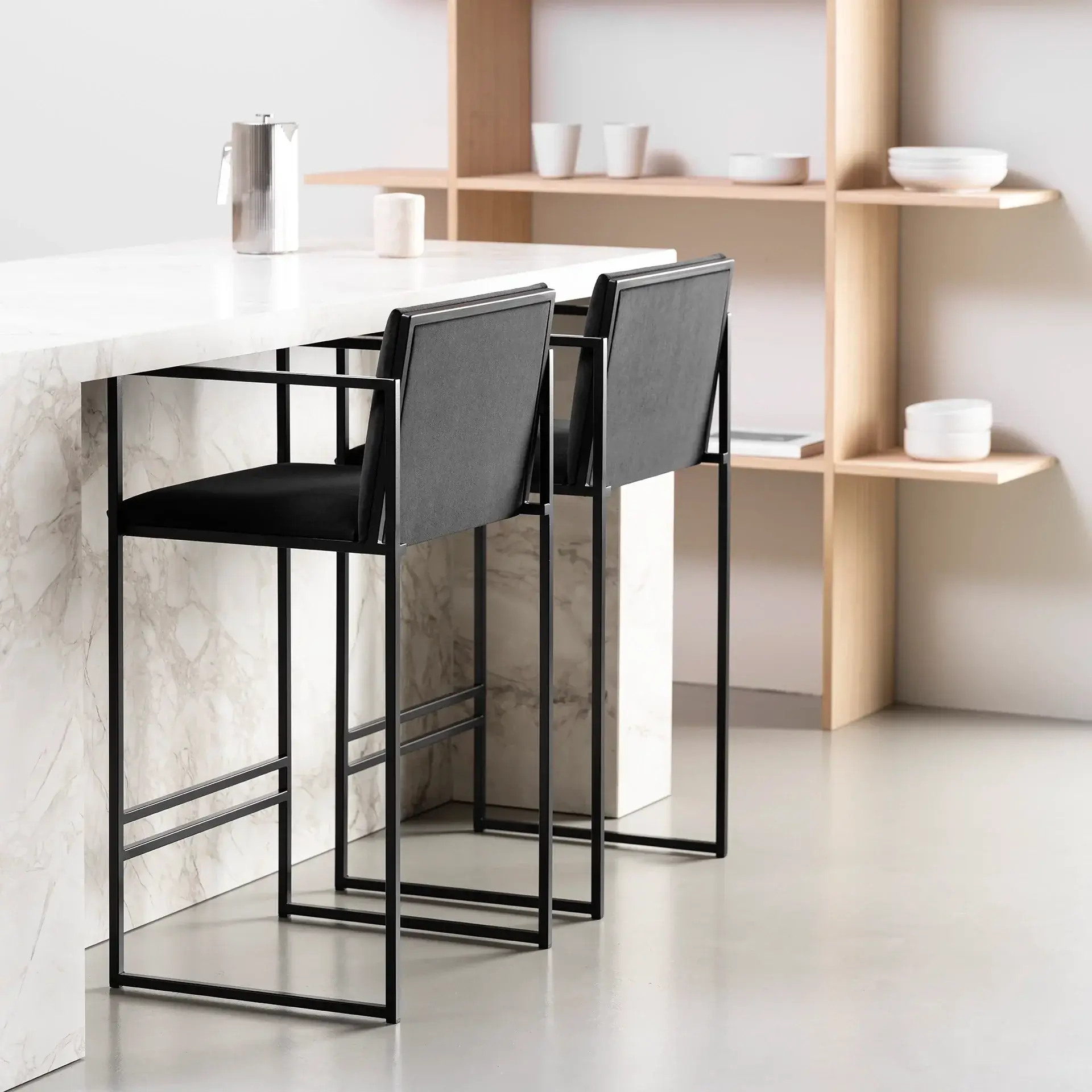 Bar Stool Bruno – Black – Jade Black Velvet - Image 3