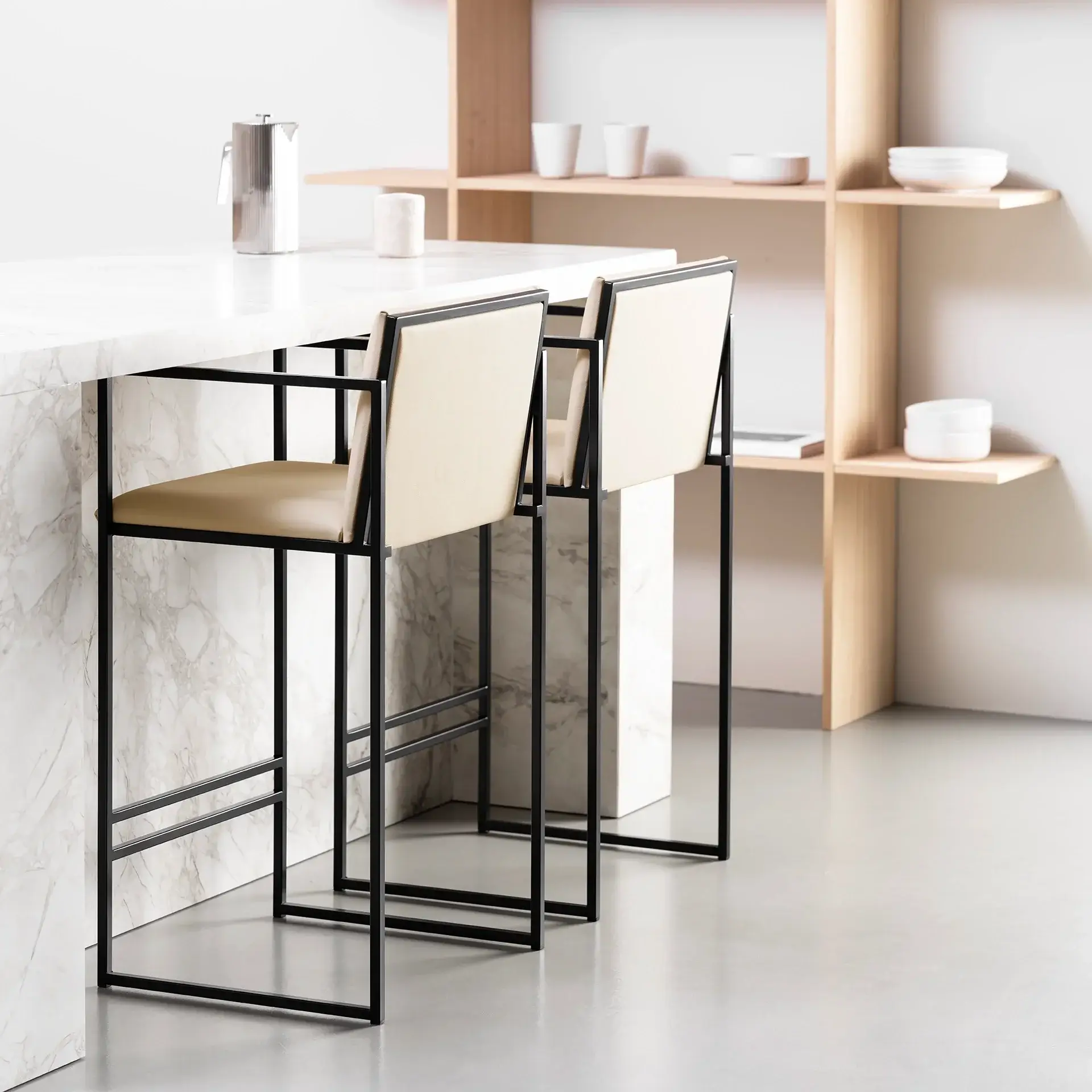 Bar Stool Bruno – Black – Sand Leather - Image 3