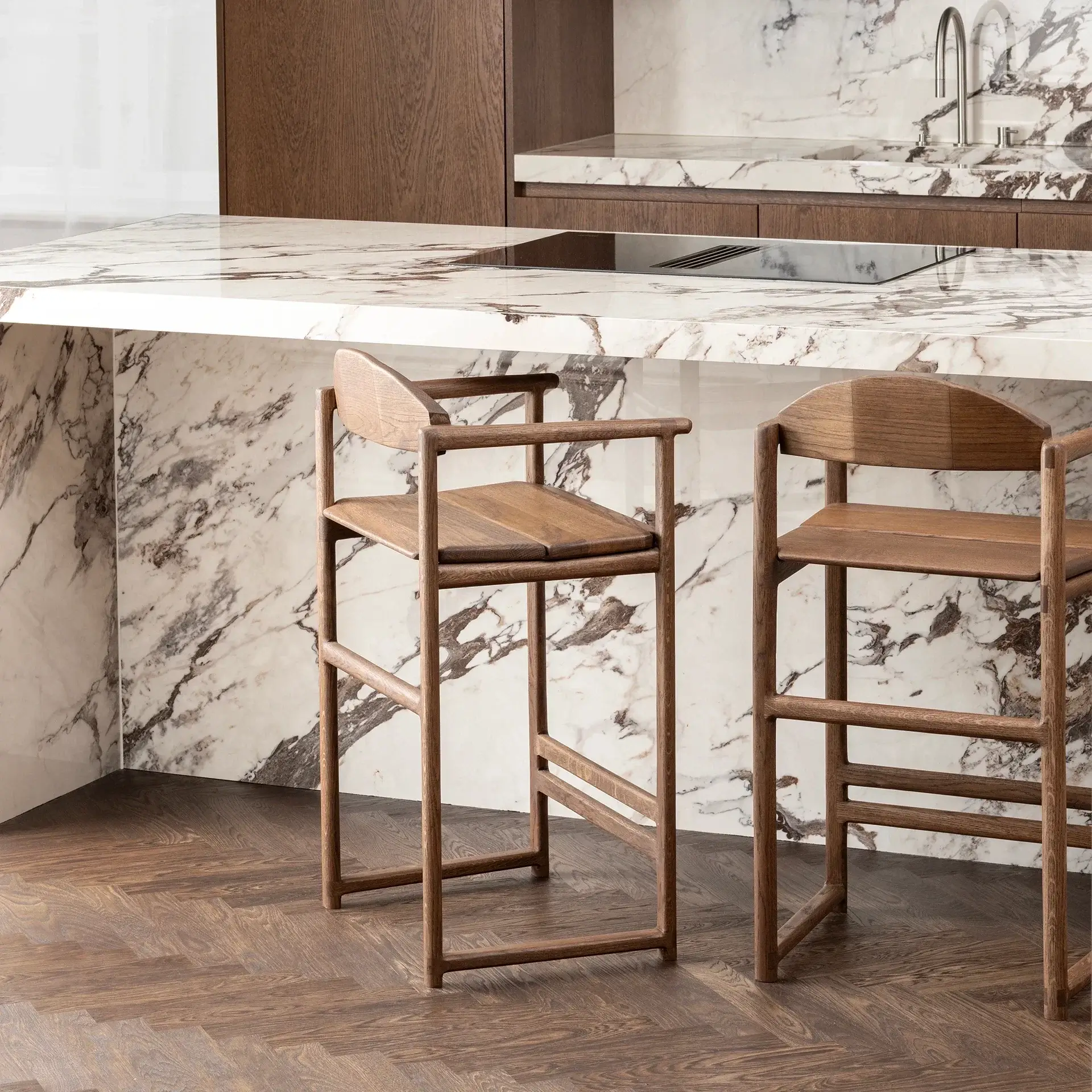 Oak Bar Stool Carl – Dark Oak – Wood Seat - Image 3