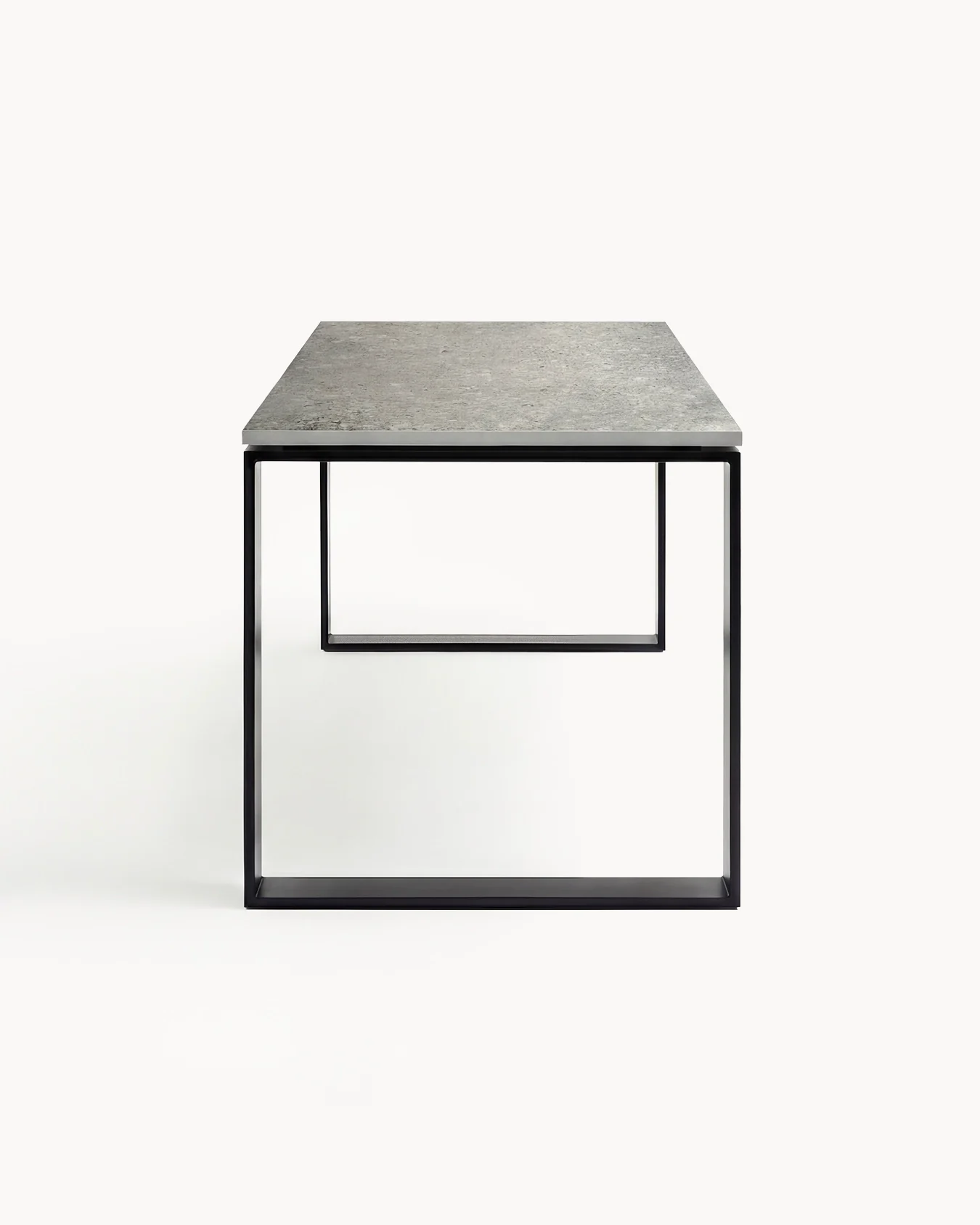 Outdoor dining table Diana - Black Frame - Grigio Dekton Top - Image 2