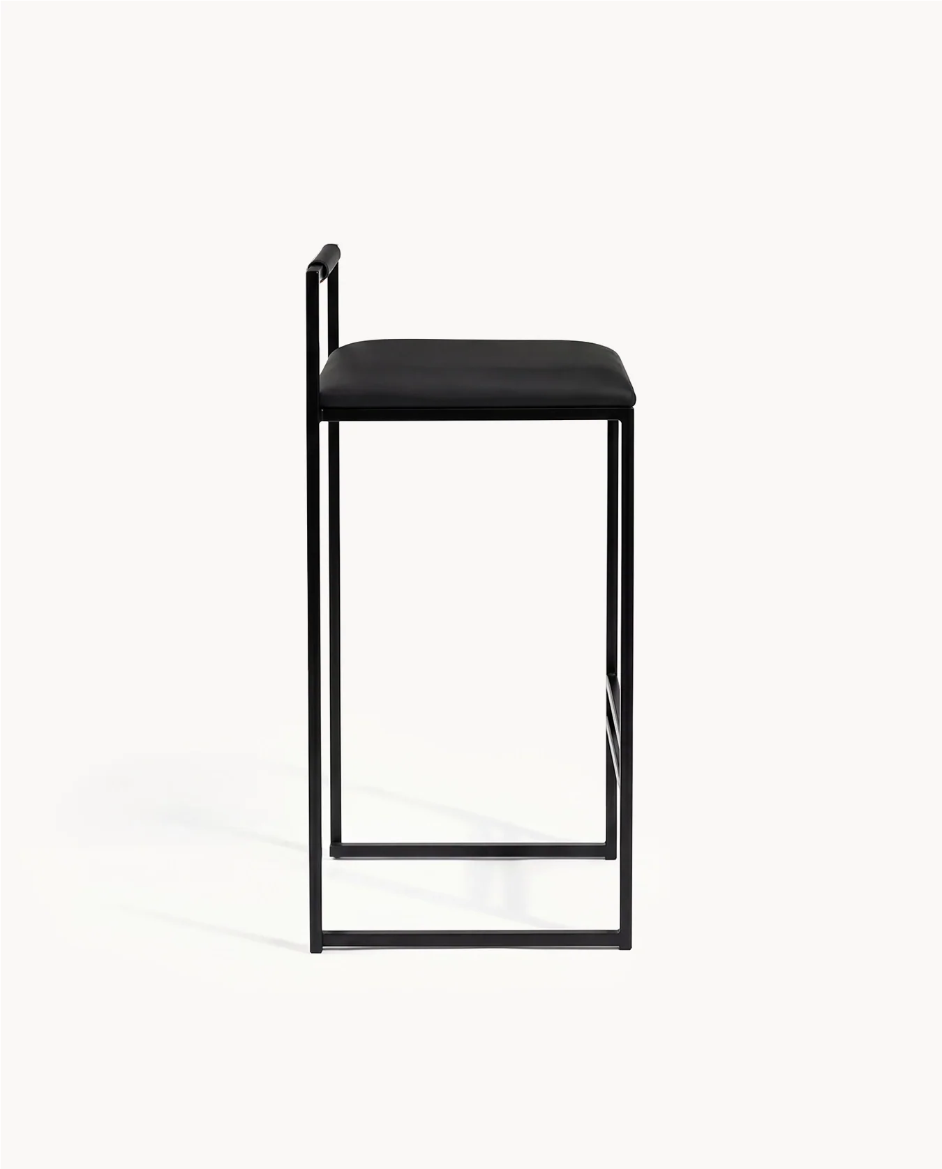 Bar Stool Freja – Black Frame – Black Leather Cushion & Backrest - Image 4