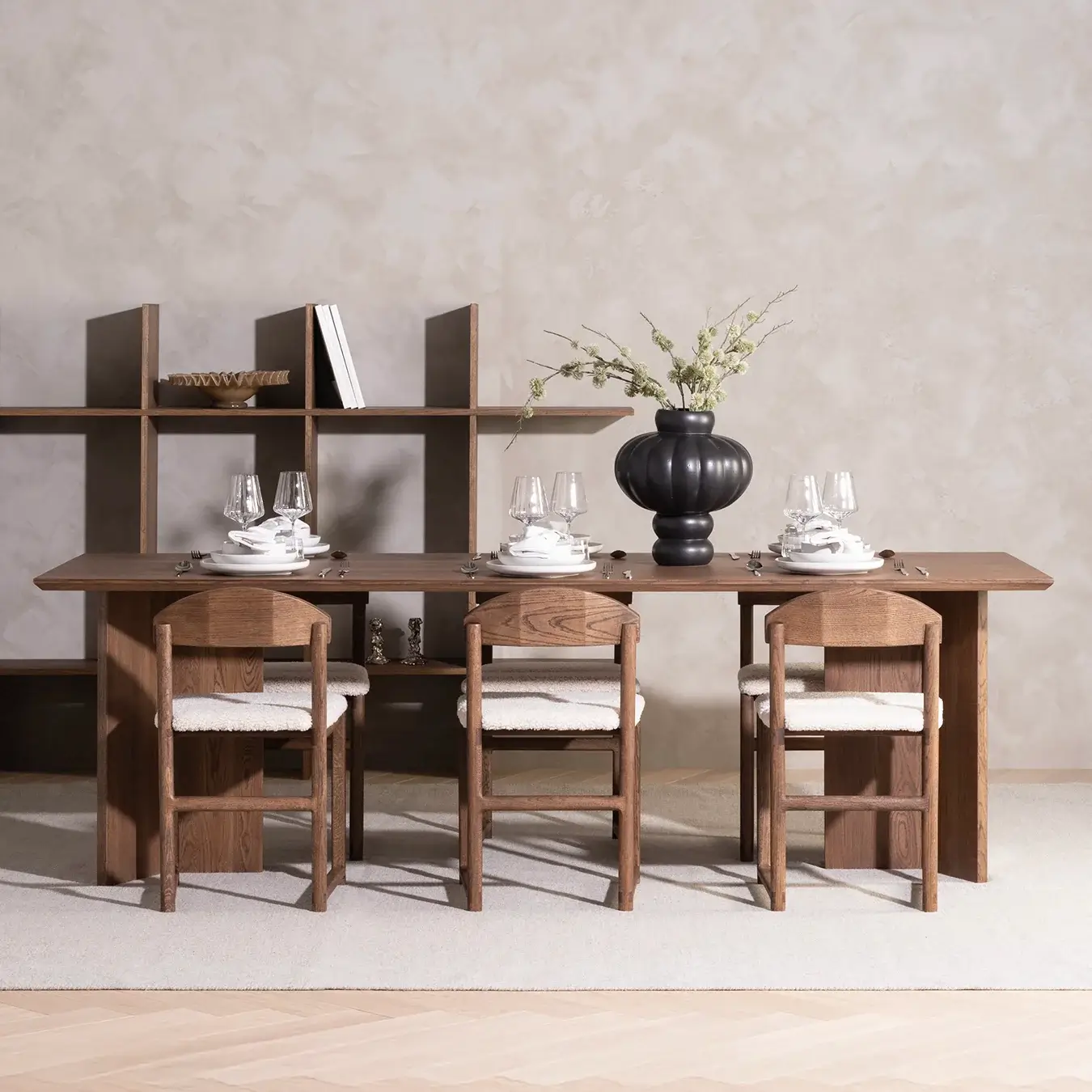 Dining chair Karin - Dark oak Wood - Ivory bouclé Cushion - Image 4