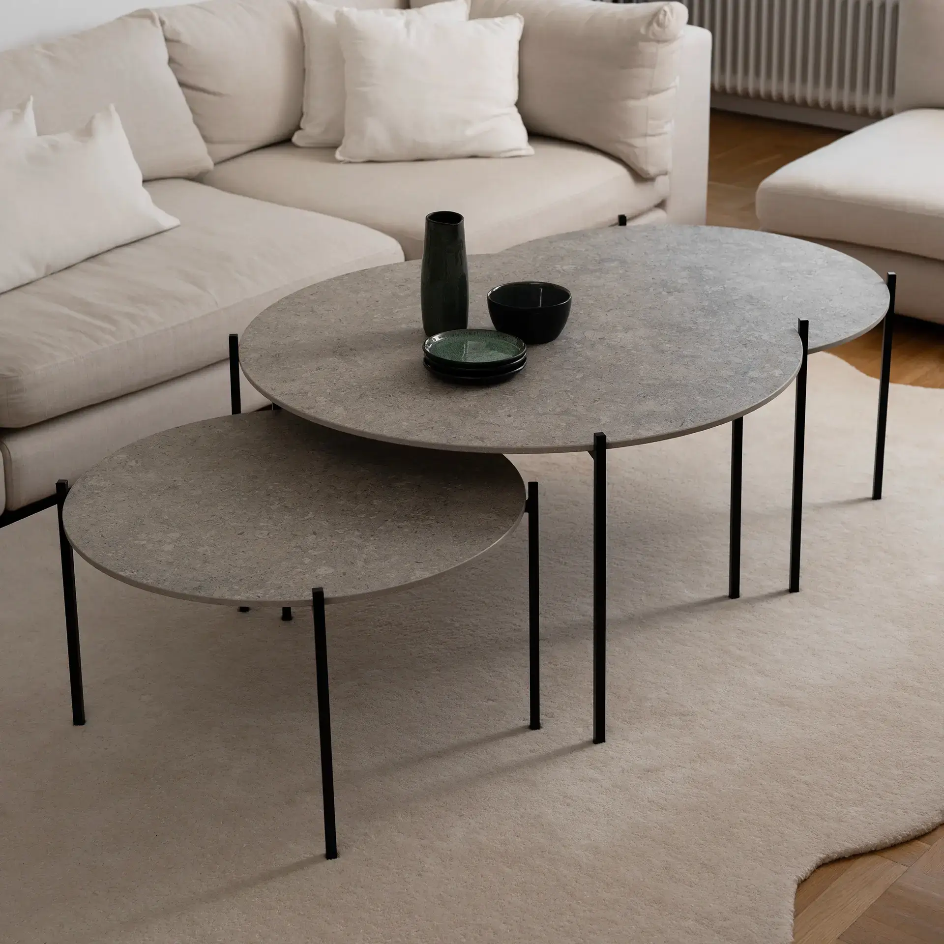 Coffee table Leo - Large set - Black Frame - Grigio Dekton Top - Image 3