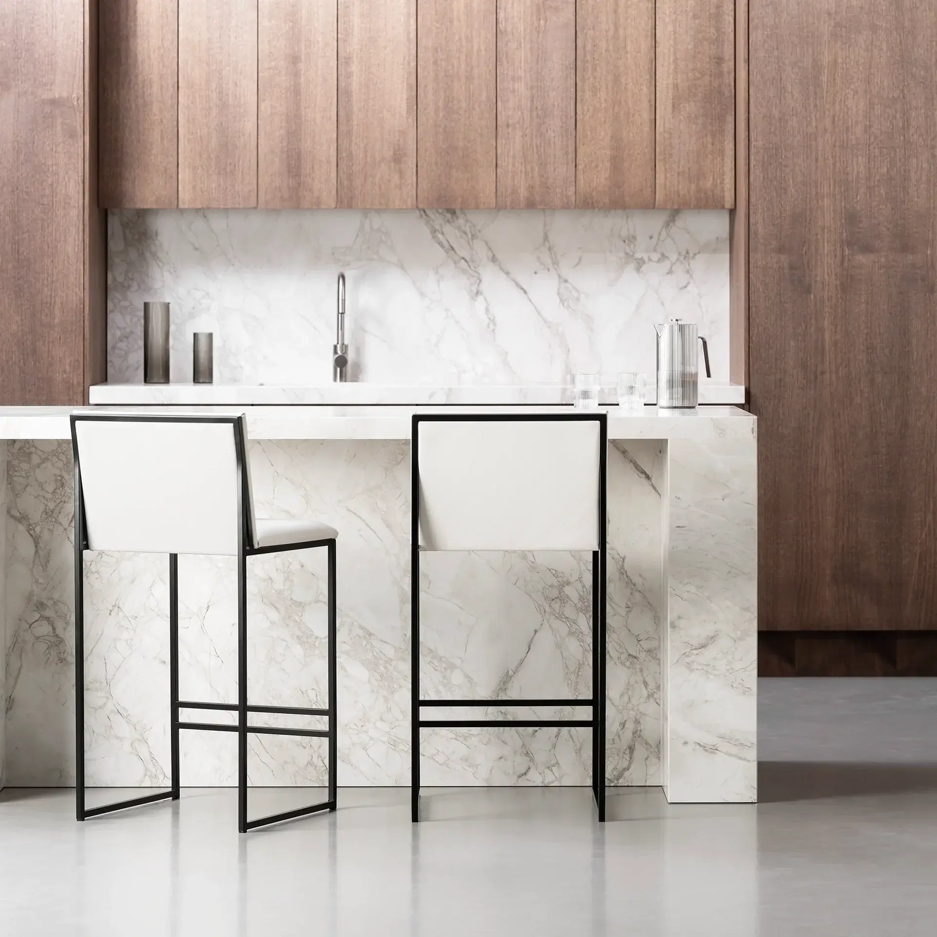 Bar Stool Philip – Black Frame – Ivory Leather Cushion - Image 2