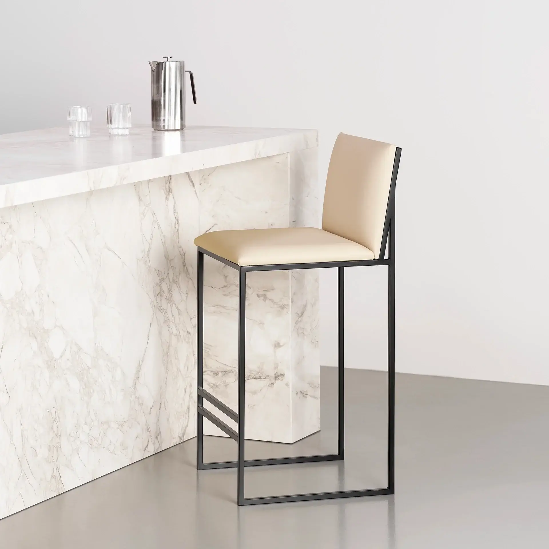 Bar Stool Philip – Black Frame – Sand Leather Cushion - Image 6
