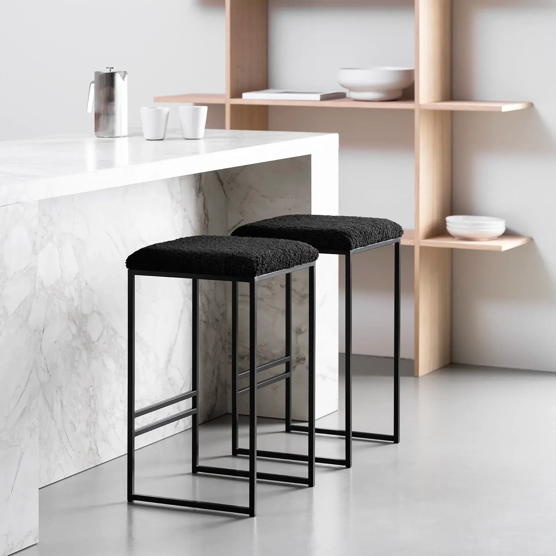 Bar Stool Svea – Black – Black Bouclé - Image 3