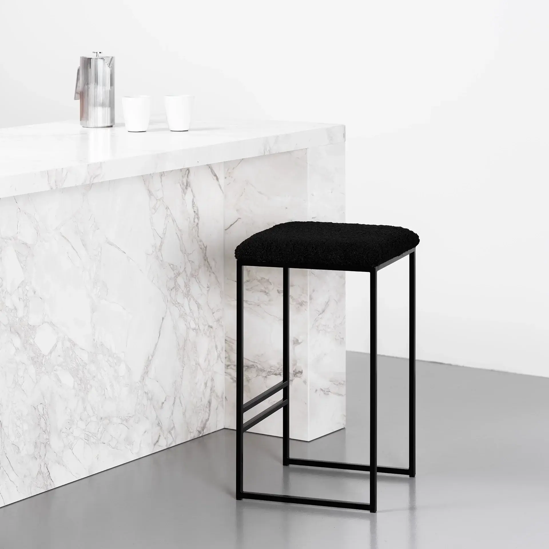 Bar Stool Svea – Black – Black Bouclé - Image 4